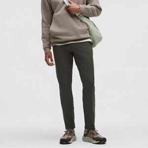 Lululemon ABC Slim-Fit Trouser in green - 34x32L